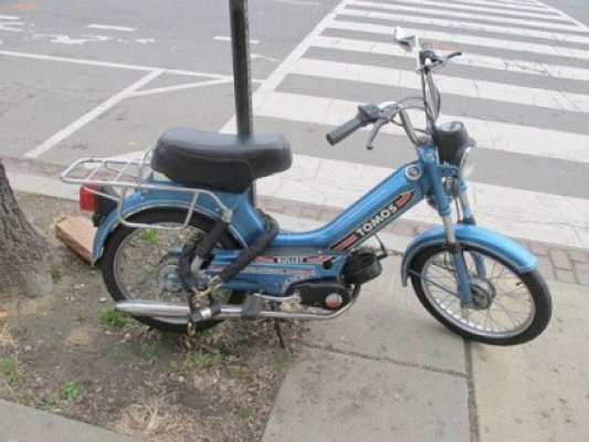 Dosar penal pentru conducerea unui moped